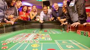 Tabel peringkat tangan Texas Poker dengan semua kombinasi kartu